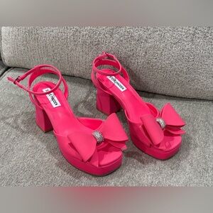 Steve Madden Women's Pink Aerin Bow Platform Sandal